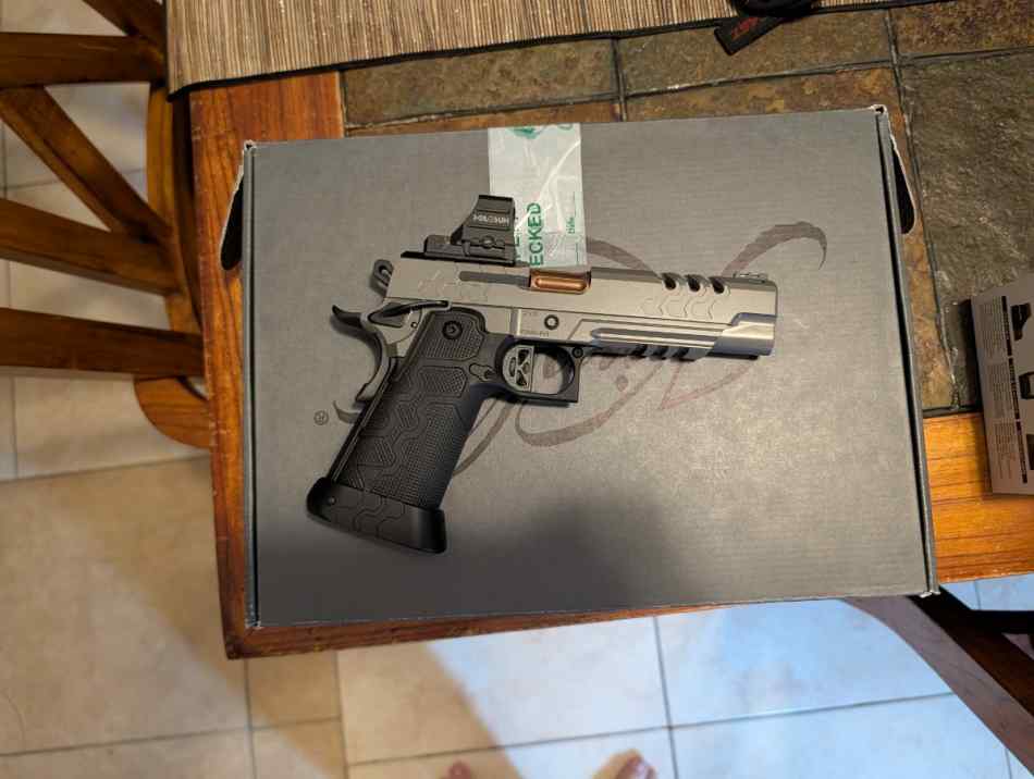 Kimber 2k11 stainless 